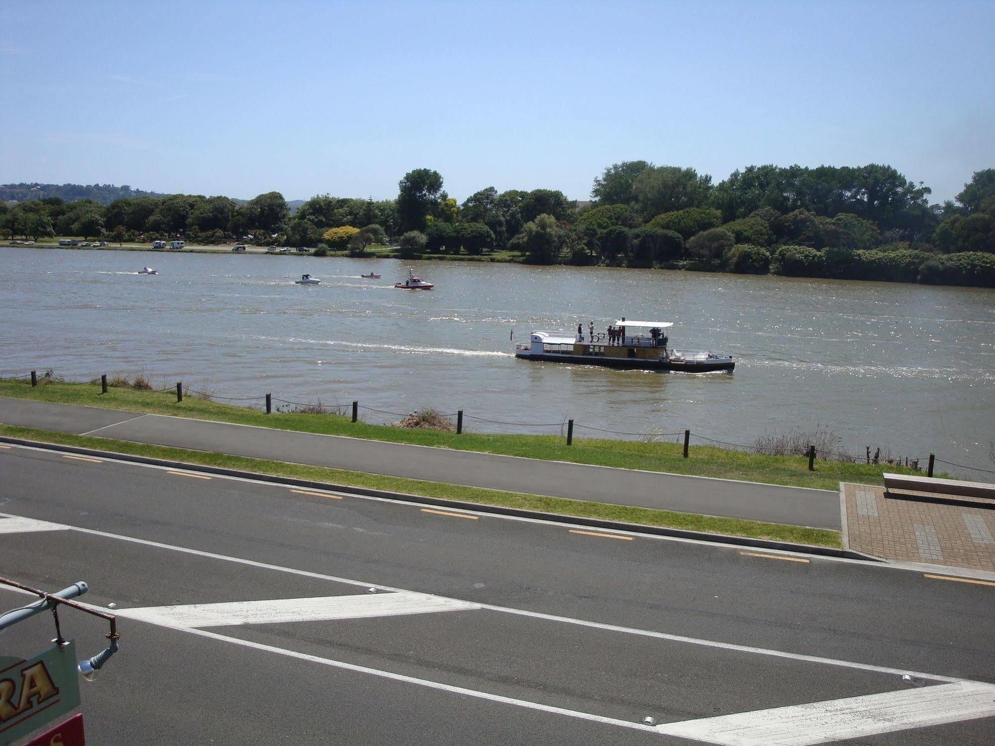 Tamara Riverside Lodge Whanganui Exteriér fotografie