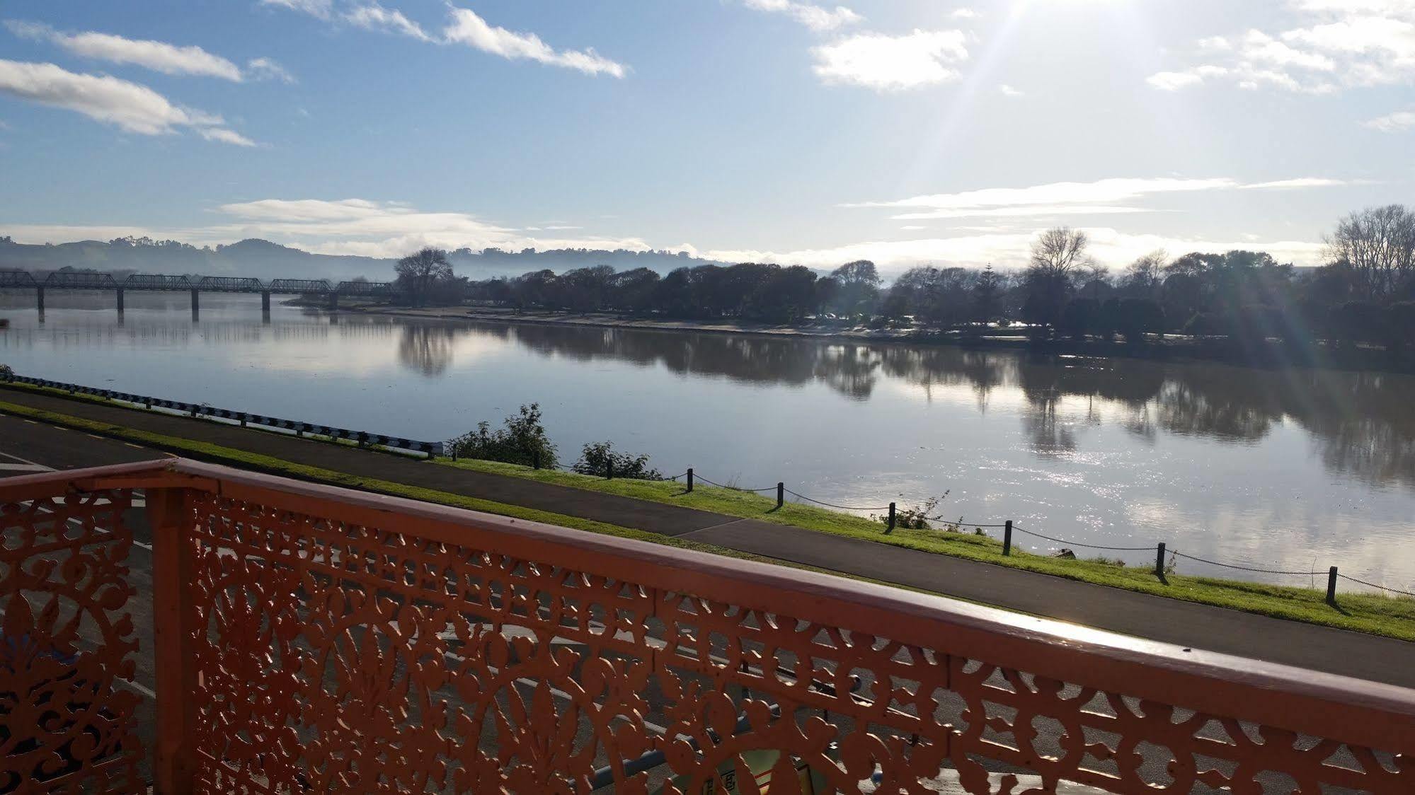 Tamara Riverside Lodge Whanganui Exteriér fotografie